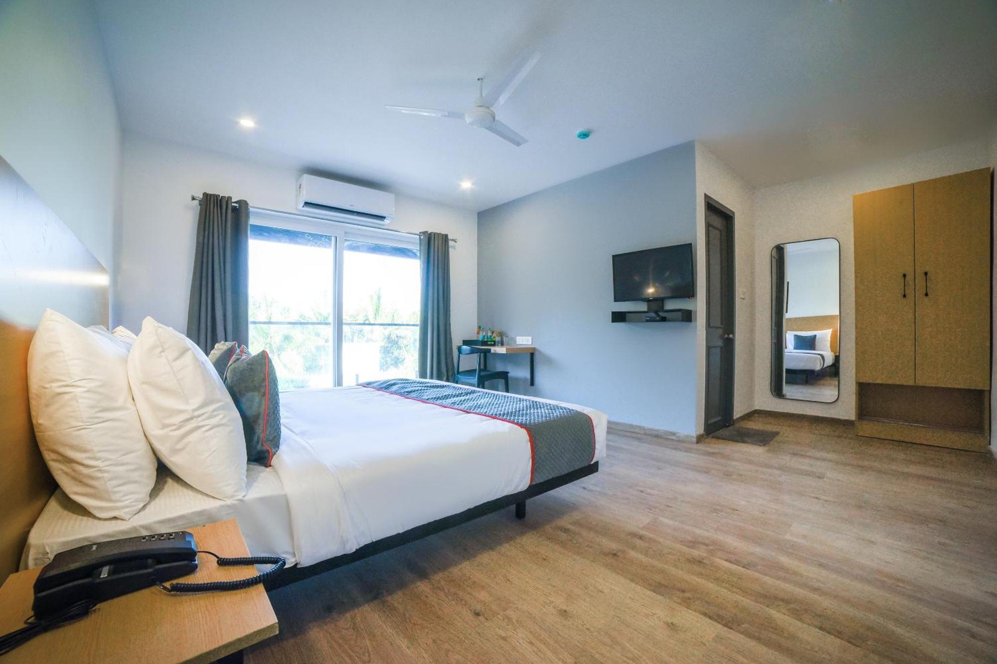 Townhouse 211 Laguna Ecr Near Juhu Beach Chennai Exteriör bild