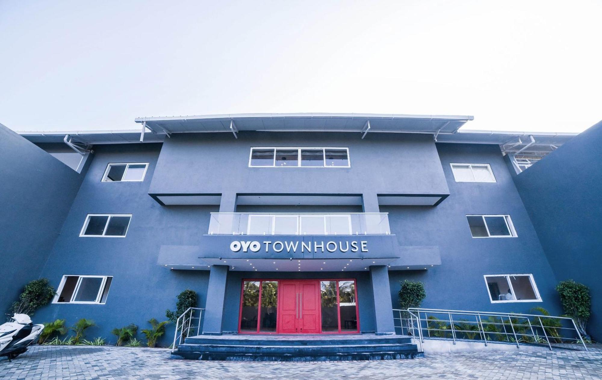 Townhouse 211 Laguna Ecr Near Juhu Beach Chennai Exteriör bild